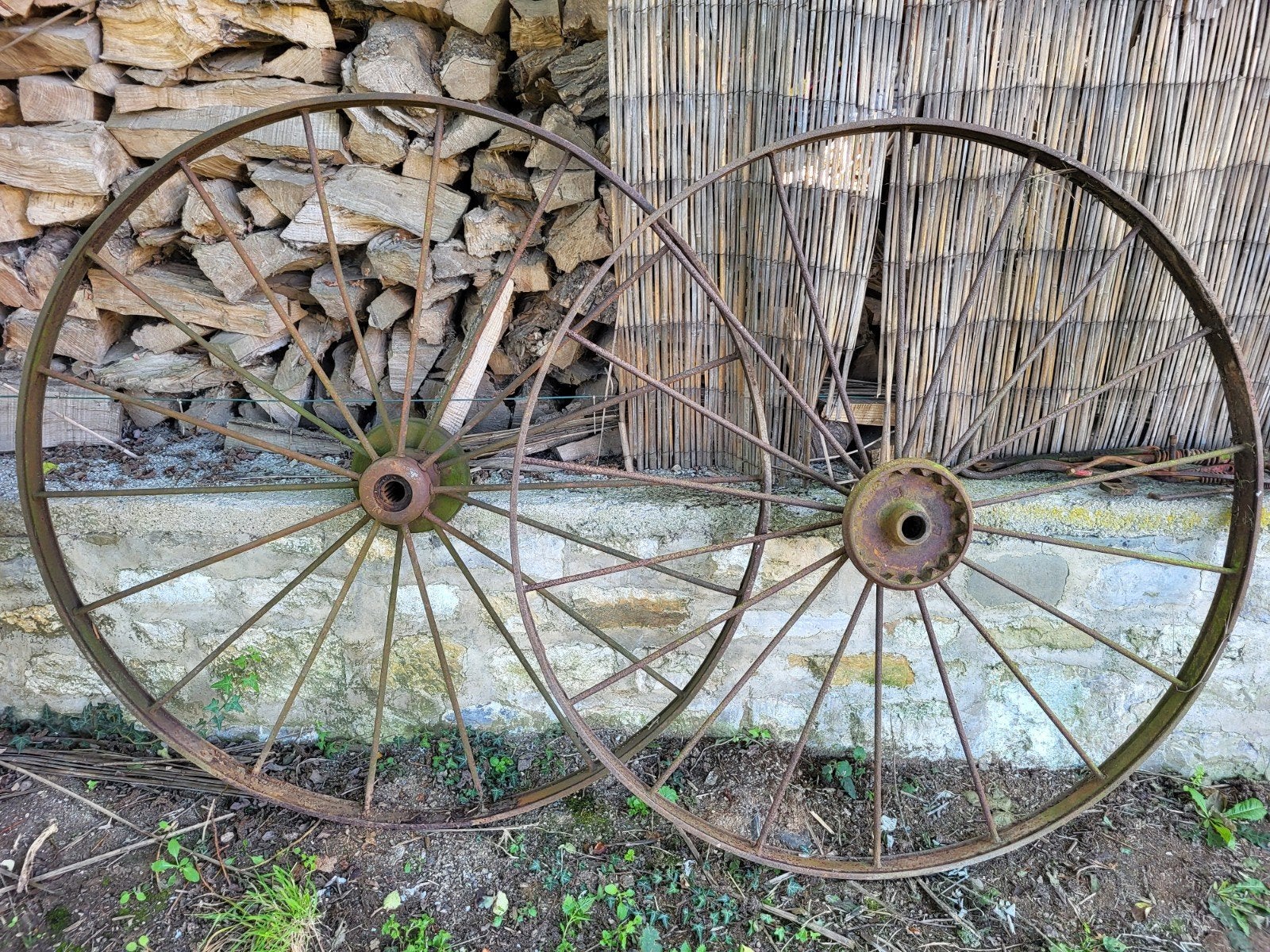 roues d'une ancienne machine agricole, Jardin & Terrasse, Enlèvement, Utilisé, Autres matériaux