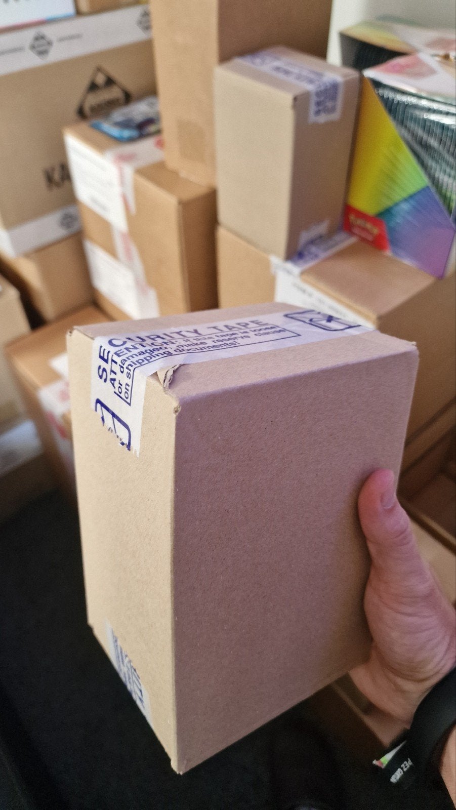 Pokémon Twilight Masquerade sleeved booster case/display., Ophalen of Verzenden, Nieuw, Boosterbox, Foil