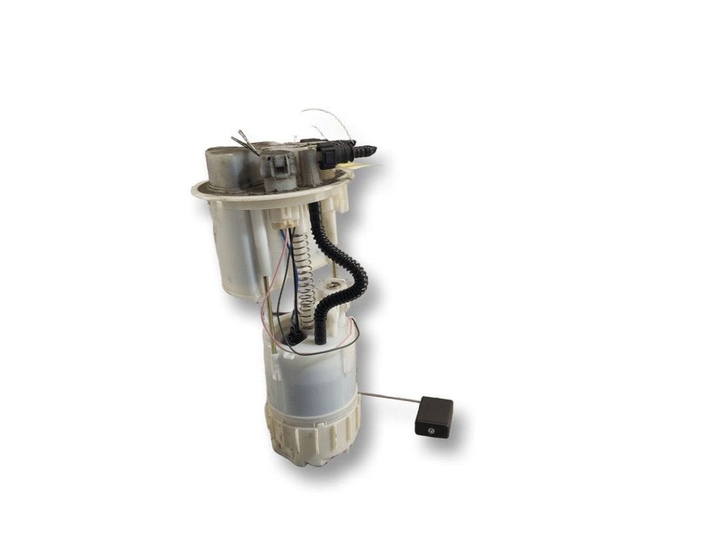 POMPE CARBURANT ELECTRIQUE Peugeot 107 (01-2005/05-2014), Kontakt-peugeot@peugeot.com, Utilisé, Peugeot Deutschland GmbH, Bahnhofsplatz
65423  Rüsselsheim, DE