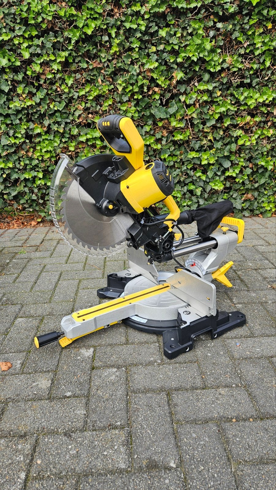 Powerplus afkortzaag POWX075750DB, Ophalen, Afkortzaag, Powerplus