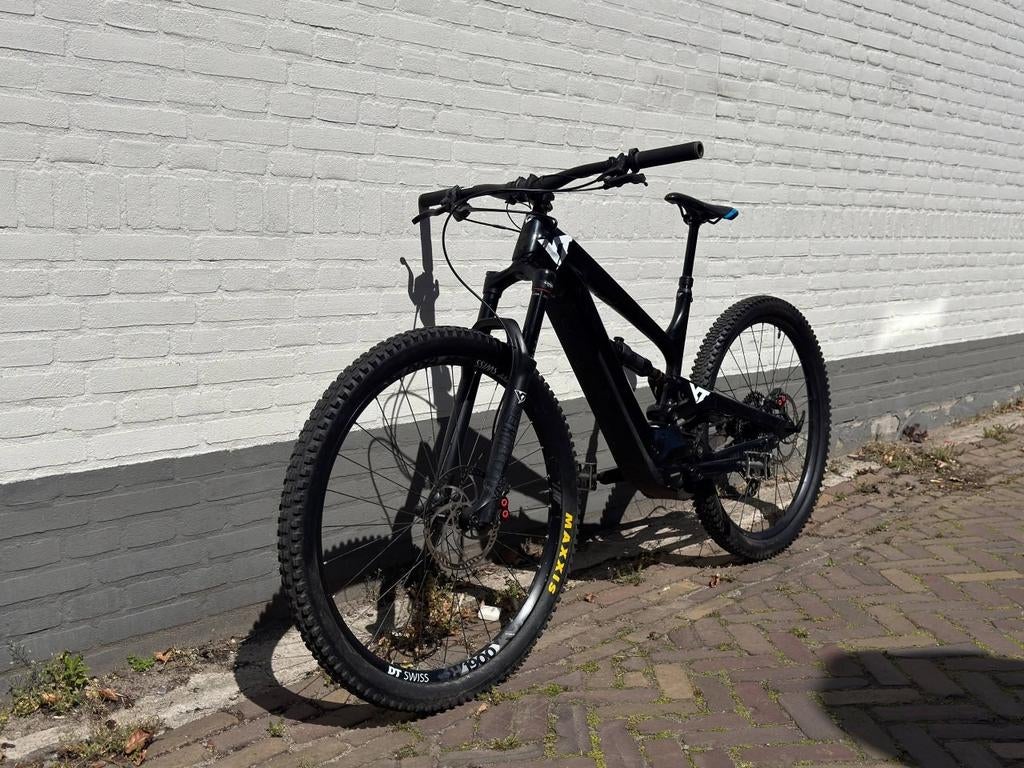 YT Decoy 2022 L Downhill/Enduro e-mtb, Fietsen en Brommers, Zo goed als nieuw, Schijfrem, Ophalen, Overige merken