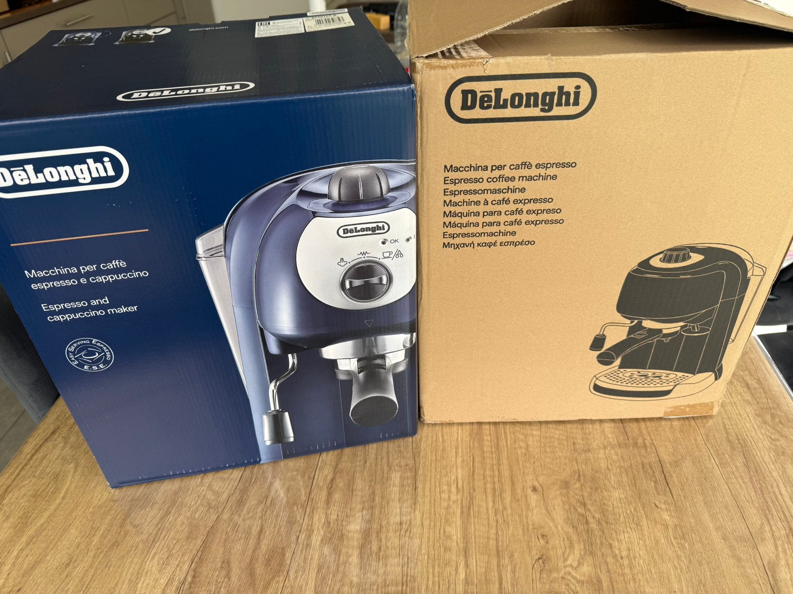 Delonghi expresso koffie machine. Nieuw, ongeopend., Elektronische apparatuur, Ophalen, Nieuw, Espresso apparaat, Gemalen koffie
