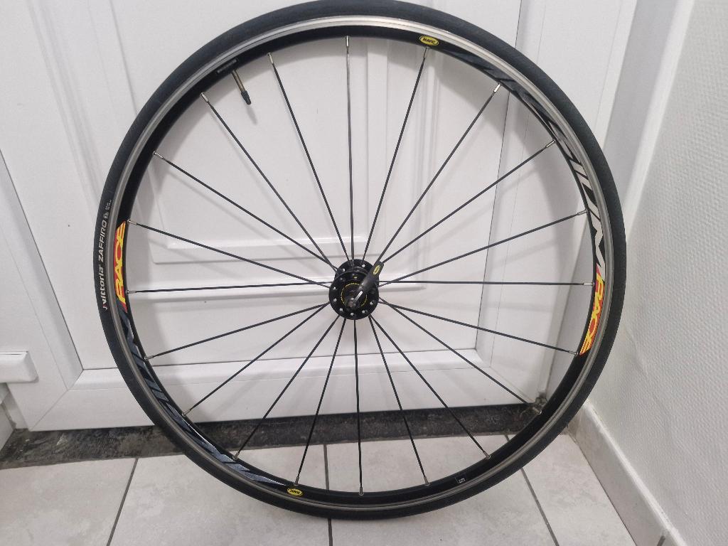 MAVIC AKSIUM RACE VOORWIEL, Fietsen en Brommers, Fietsonderdelen, Ophalen, Wiel
