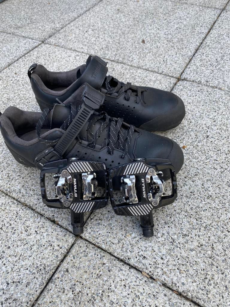 Fietsschoenen 41 maat, Ophalen, Zo goed als nieuw