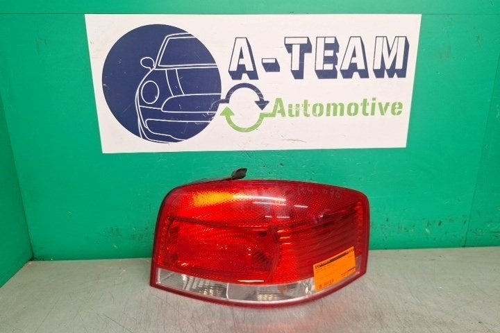 FEU ARRIÈRE DROIT Audi A3 (8P1) (|8P0945096|), Utilisé, Audi