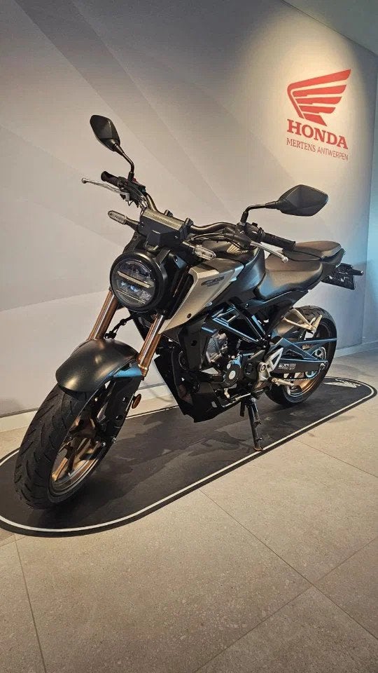 Honda CB125R (année de construction 2022), Entreprise, Occasion, Autre, Manuelle