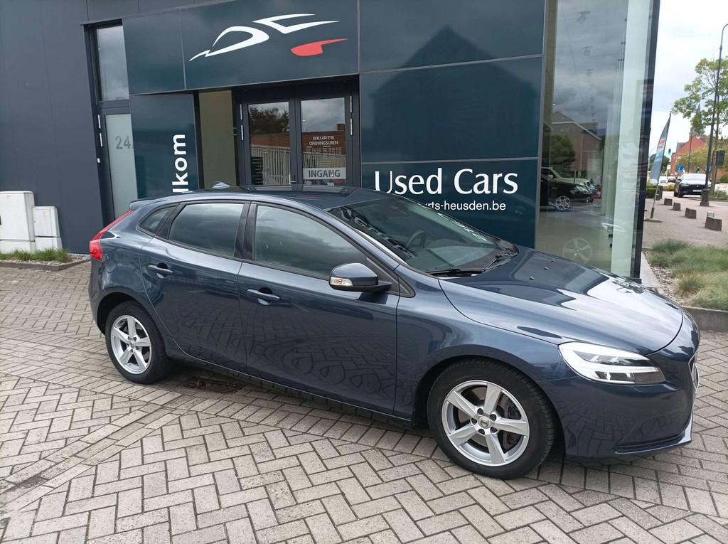 Volvo V40 V40 1.5 T2 Edition Geartronic GPF(EU6d-TEMP), Auto's, Gebruikt, Zwart, 4 cilinders, Blauw