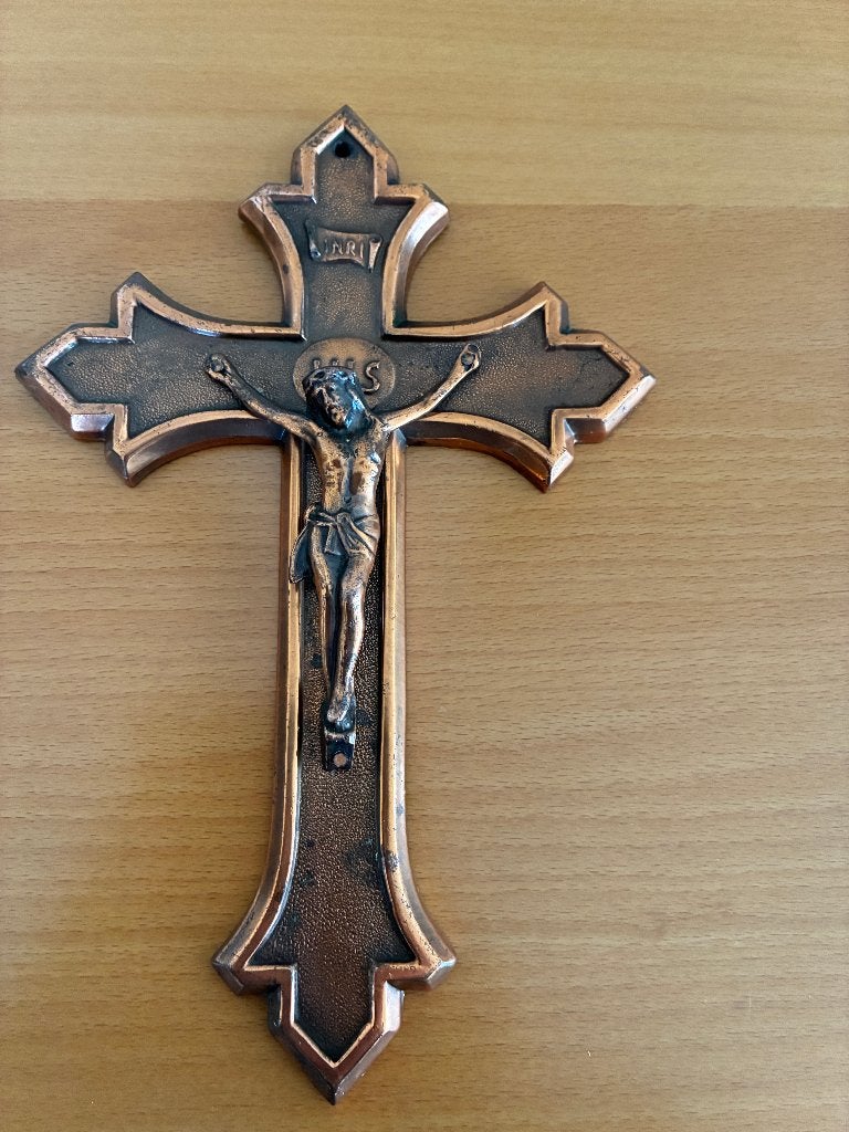 Crucifix mural néo-gothique J.M.P.C, Enlèvement ou Envoi