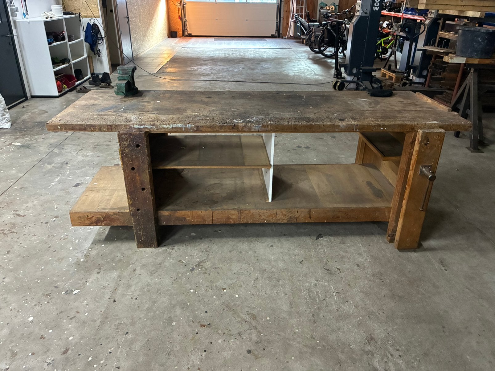 Houten werkbank, Doe-het-zelf en Bouw, Ophalen, Gebruikt, 70 tot 120 cm, Bankschroef