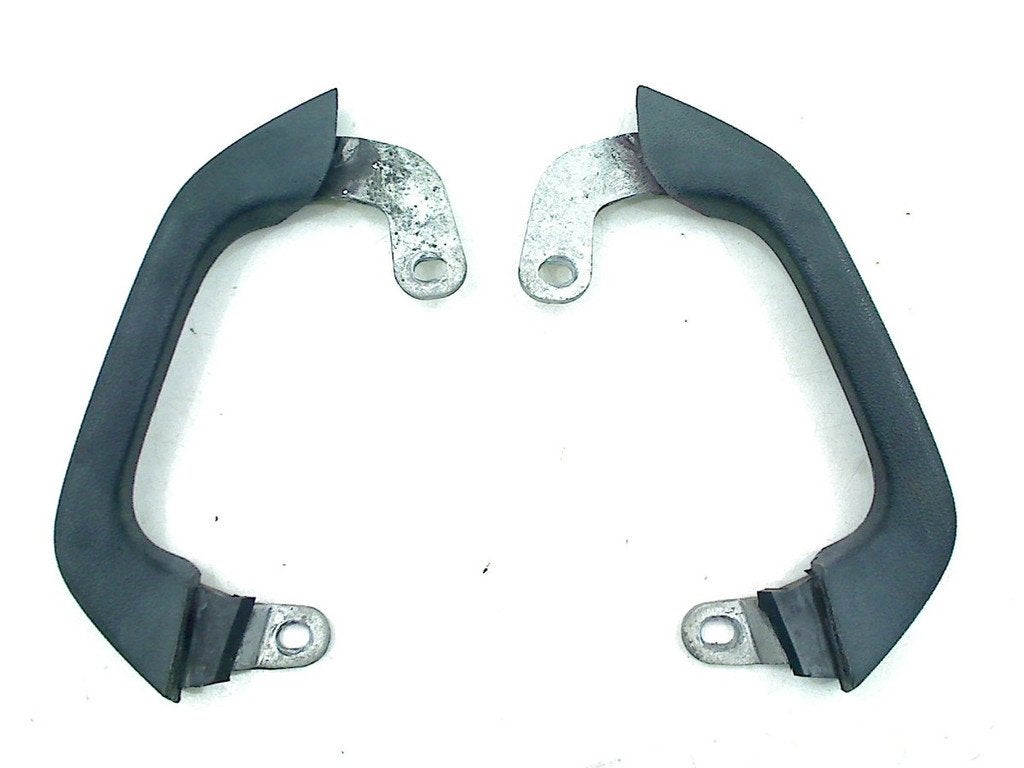 POIGNEE Yamaha SZR 660 (01-1970/-), Dhr. S. di Majo, Utilisé, Info@cama-motorparts.nl, P.J. Troelstraweg 8 8
3144 CX  MAASSLUIS, NL