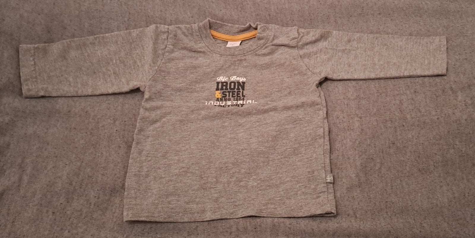 ~ T-shirtje ( maat 68), Kinderen en Baby's, Babykleding | Maat 68, Ophalen of Verzenden, Jongetje, Shirtje of Longsleeve, Bfc