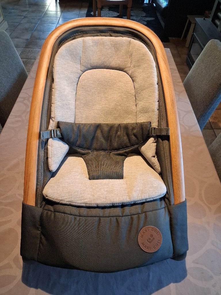 sitter, Autres marques, Comme neuf, Enlèvement, Avec ceinture(s)