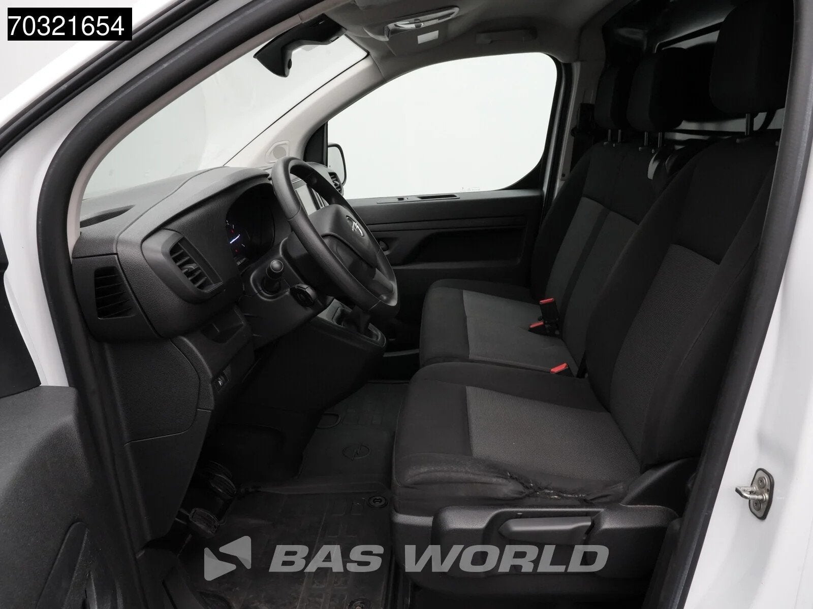 Opel Vivaro 145PK L3H1 Navi Airco Cruise Camera Parkeersenso, Stof, 4 cilinders, Wit, Bedrijf