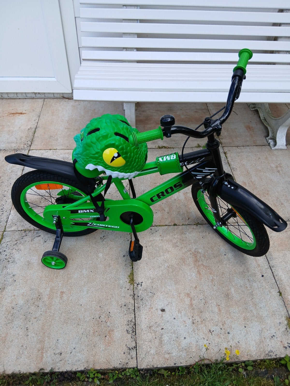BMX crossfietsje met helm  16 X 1.75 inch . Loopfietsje Chic, Ophalen