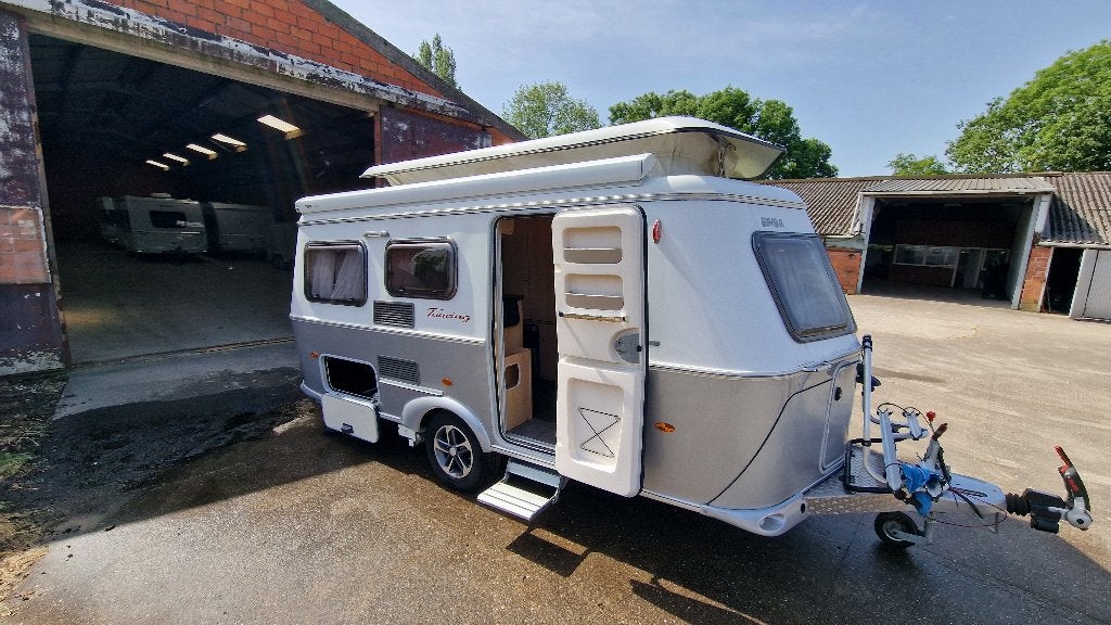 Eriba Touring Troll 530 60 years, Poêle, Particulier, Lit transversal, Eriba