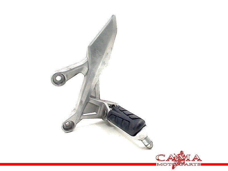 VOETSTEUN LINKS VOOR Honda CBR 500 R 2016-2017 (CBR500R), Dhr. S. di Majo, Gebruikt, Info@cama-motorparts.nl, P.J. Troelstraweg 8 8
3144 CX  MAASSLUIS, NL