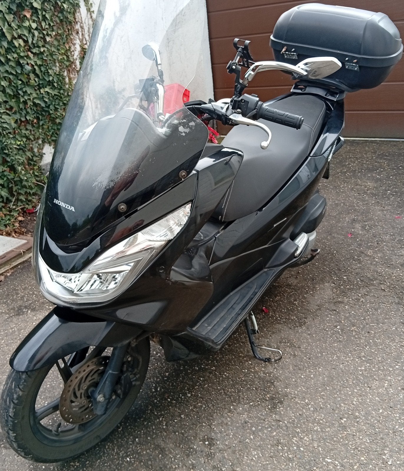 pcx 125 cc 2014 extreem zuinig, geen tax ,meteen inschrijven, Motoren, Particulier