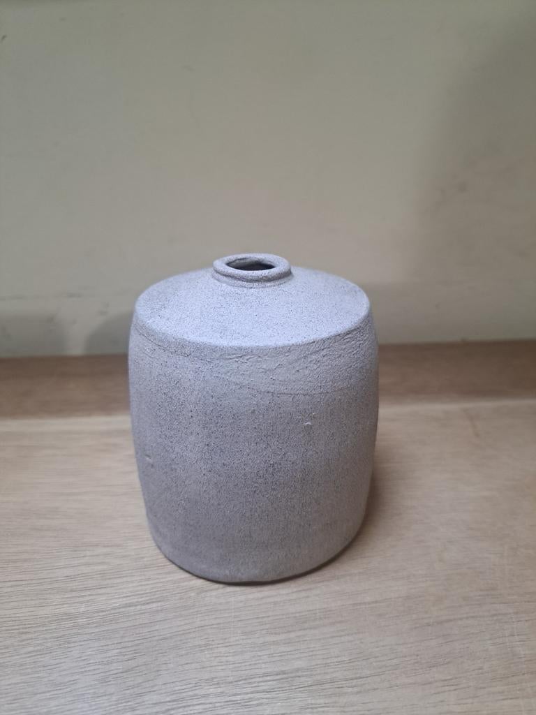 Kleine keramiek vaas lichtgrijs, Huis en Inrichting, Ophalen of Verzenden