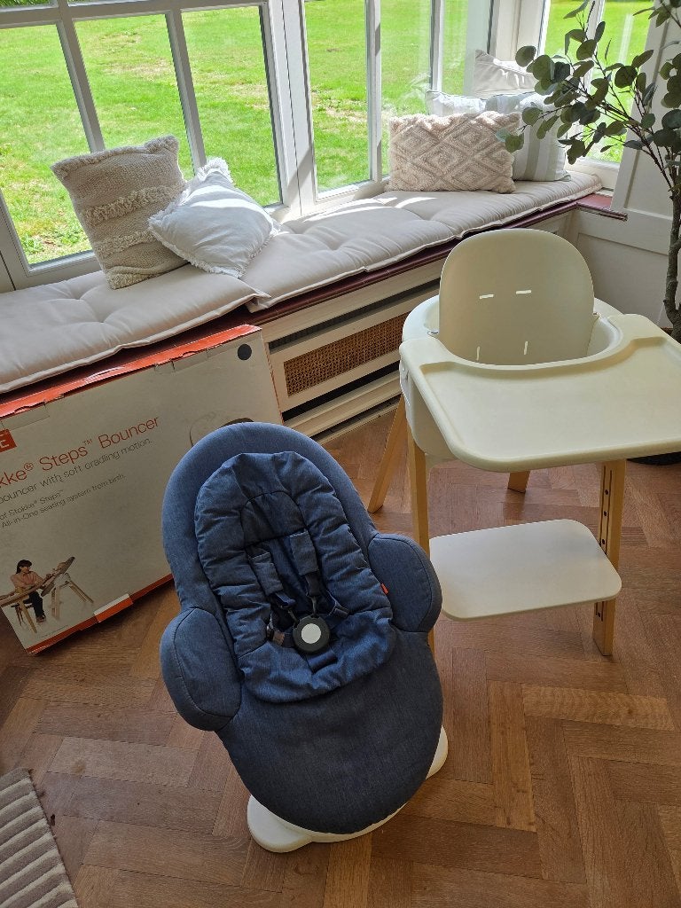 Stokke steps kinderstoel met bouncer, Enfants & Bébés, Chaises pour enfants, Enlèvement, Utilisé, Chaise évolutive
