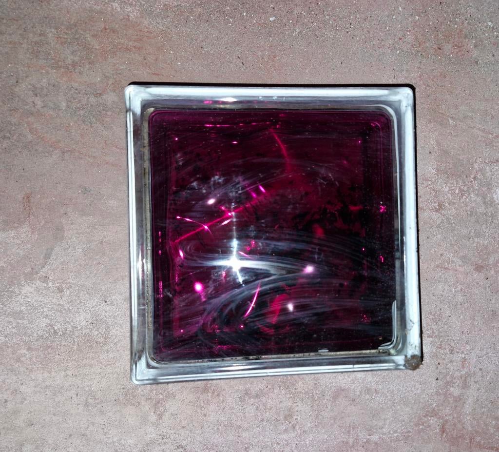 Lot de briques de verre violet., Doe-het-zelf en Bouw, Metselstenen, Ophalen