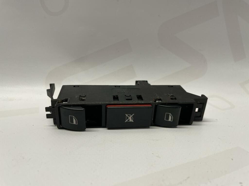 Raamschakelaar BMW E46 61318381518, -, Utilisé, -, Enlèvement ou Envoi