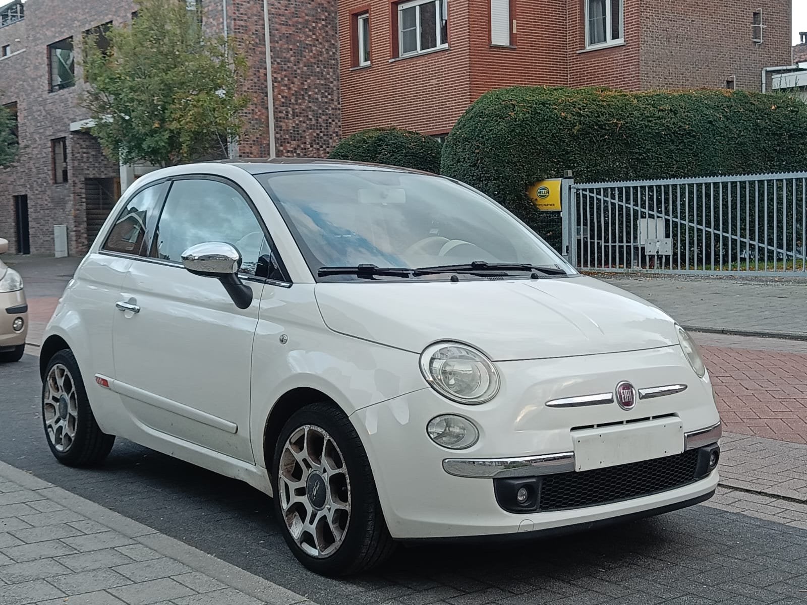 FIAT 500 1.4 BENZINE SPORT AUTOMAAT AIRCO-LEDER-PDC-PANODAK, Auto's, Automaat, 4 zetels, Wit, Leder
