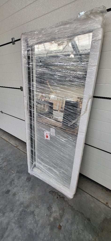 Badkamerspiegel met LED luifel (buitenkader in zwart) NIEUW!, Huis en Inrichting, Woonaccessoires | Spiegels, Ophalen, Nieuw