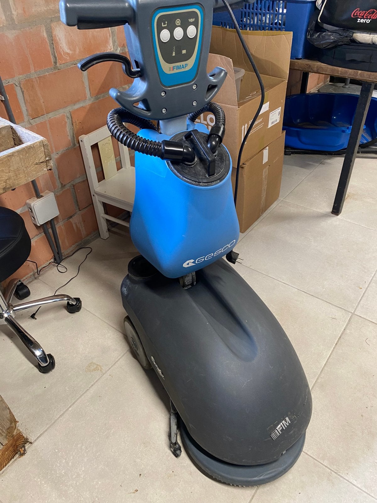 Fimap Genie schrobzuigmachine – defect / voor herstelling, Enlèvement, Utilisé