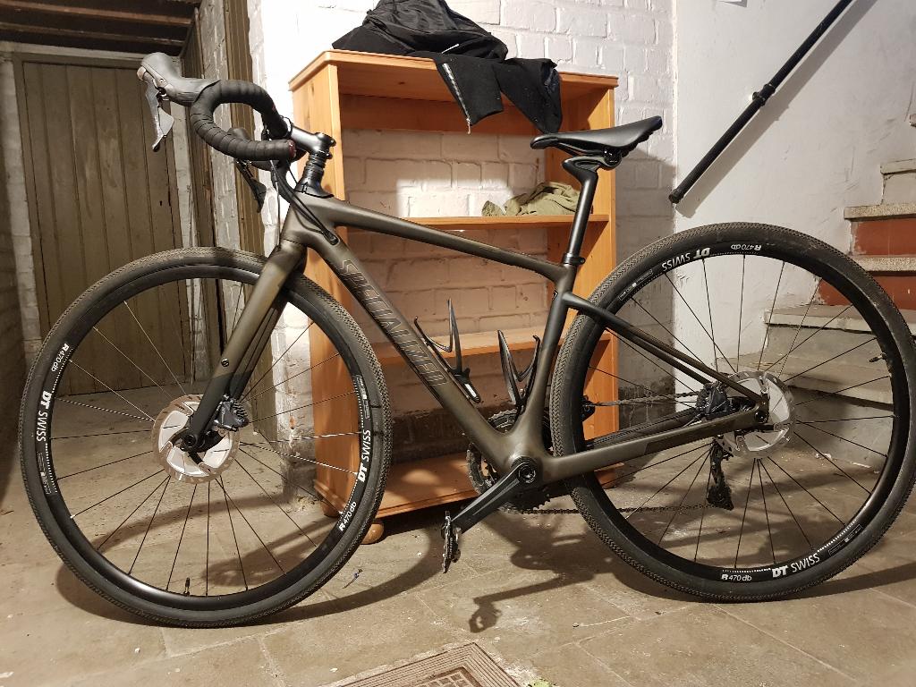 Velo specialized diverge comp carbon, Vélos & Vélomoteurs, Vélos | Vélos de course, Utilisé, Hommes, Autres marques, Plus de 20 vitesses