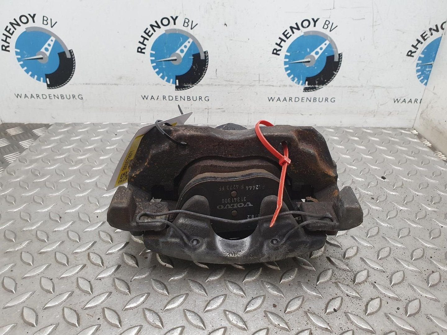 VOLVO V40 1.6 D2 Kinetic REM KLAUW 2013, Ophalen of Verzenden, Gebruikt, ARN erkend