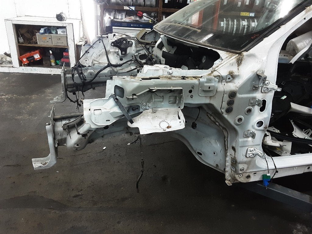 BINNENSPATSCHERM LINKS VOOR Land + Range Rover, Auto-onderdelen, Spatbord, Rue de l'Espoir 34 34
4030  GRIVEGNÉE, BE, Info@Collignon.be