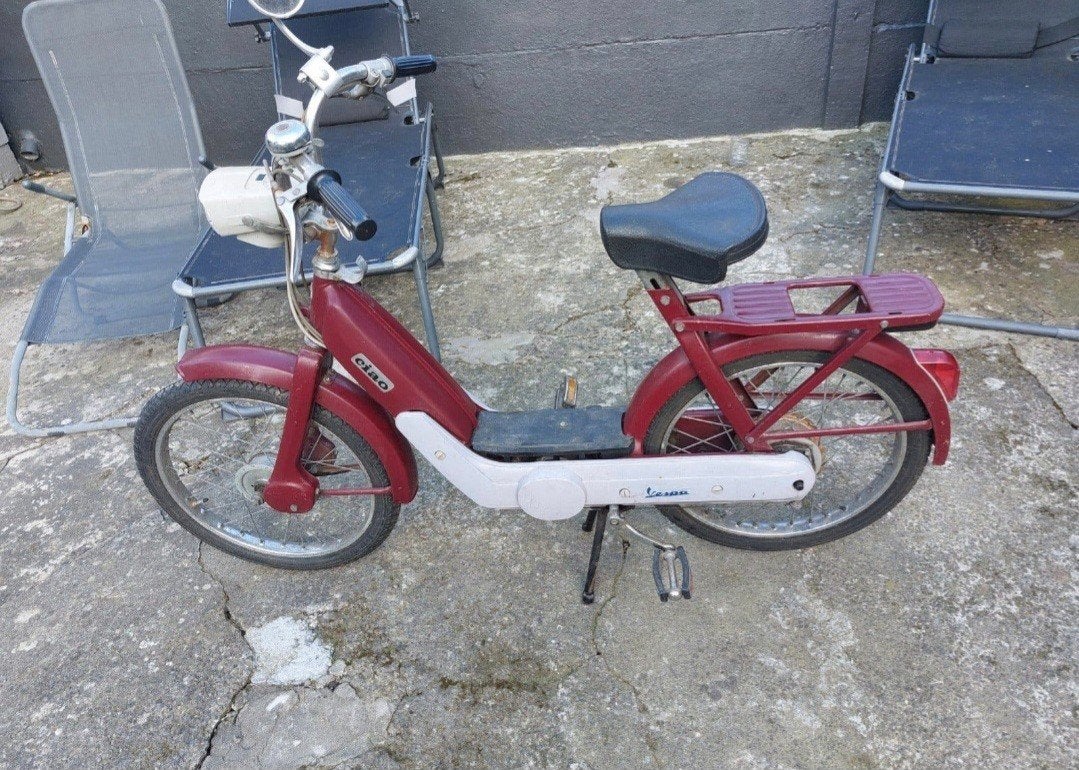 av piaggio ciao c7 1974 avec papier classe b
a remettre en r, Vélos & Vélomoteurs, Enlèvement