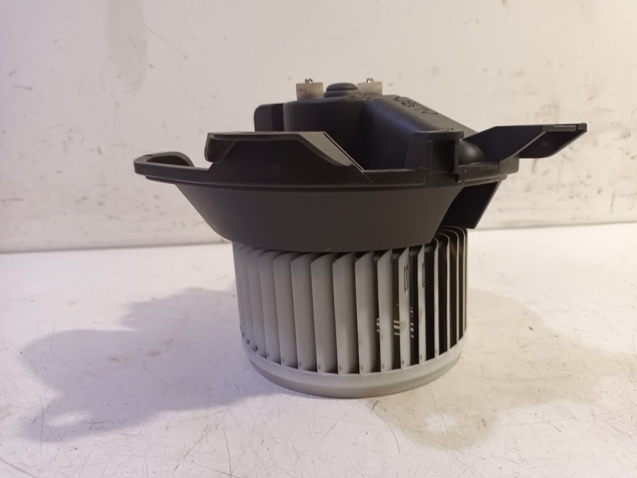 Kachel ventilator motor Opel Adam, Auto-onderdelen, Onderdelen@venauto.nl, Van der Ven Autorecycling B.V., Gebruikt, Ettenseweg 76, 4706 PB Roosendaal, The Netherlands