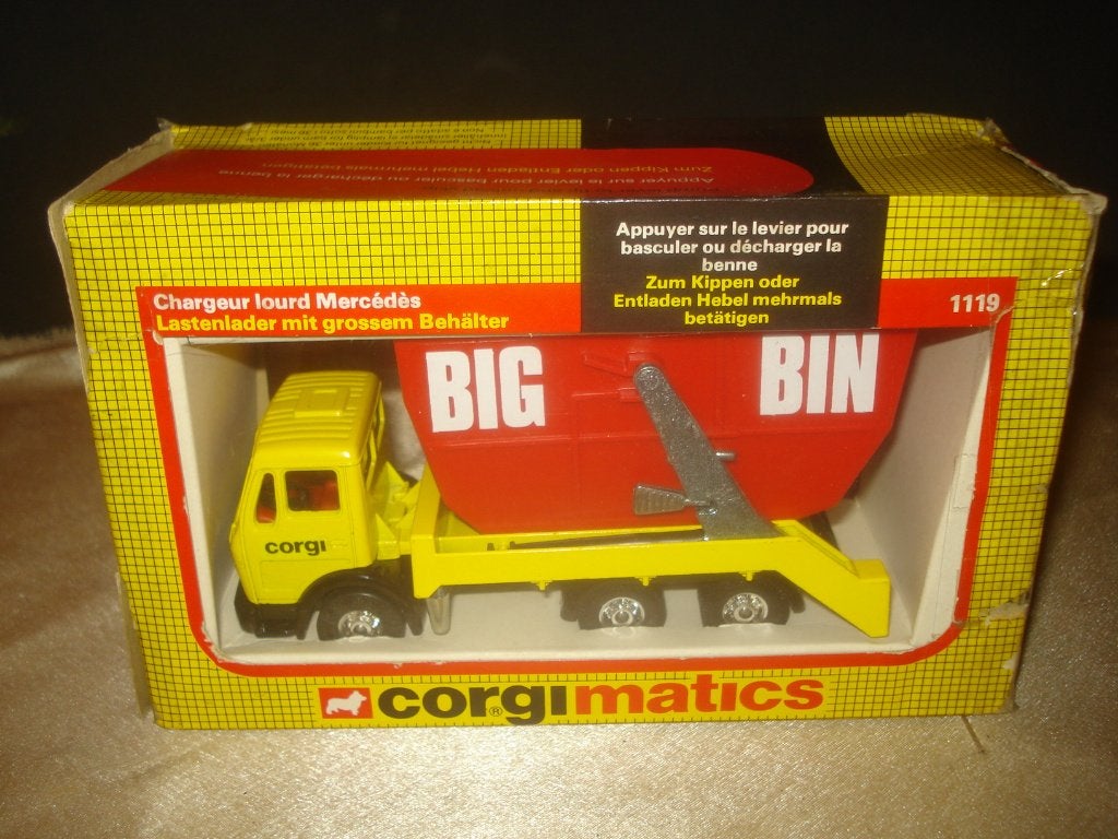 CORGI CORGIMATICS 1119 Ancien Mercedes Loadlugger 1983, Enlèvement ou Envoi, Neuf, Bus ou Camion, Corgi