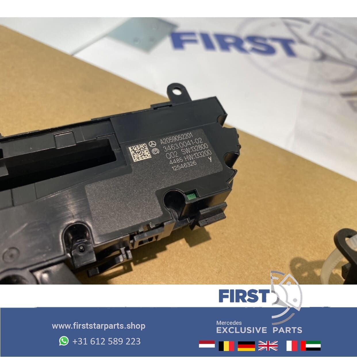 A2059052201 radio knoppen alarmlicht schakelaar Mercedes C G, Autos : Pièces & Accessoires, Utilisé, -, -, Enlèvement ou Envoi