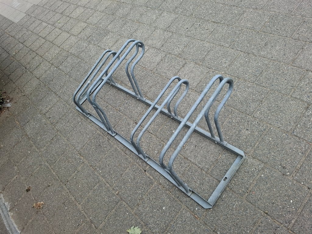Fietsrek voor 4 fietsen, Ophalen, Gebruikt