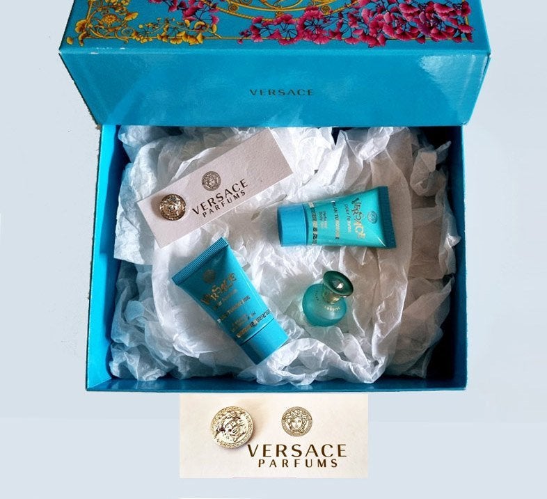 VERSACE Kit miniature Dylan Pin's Broche argenté et gels, Collections, Collections Autre, Envoi, Comme neuf