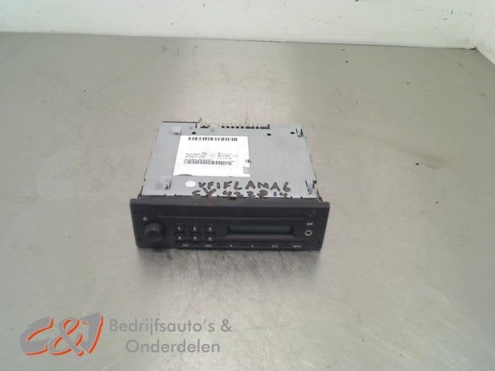 Radio van een Opel Vivaro, Auto-onderdelen, Gebruikt, -, -, Opel