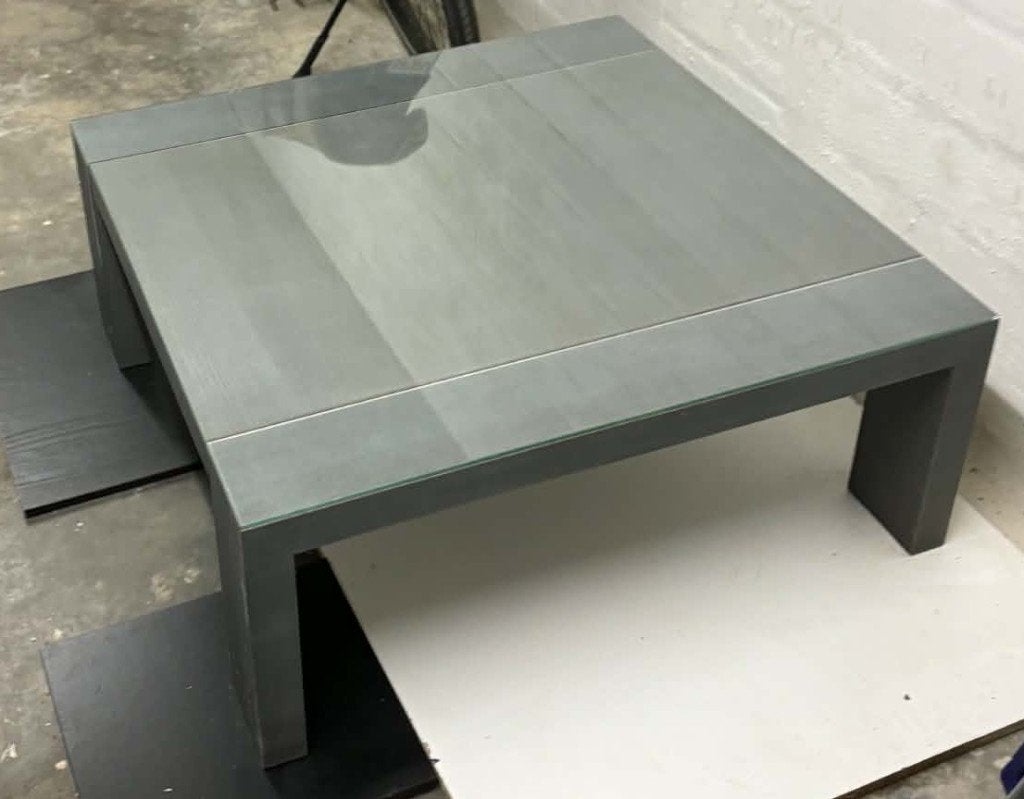 Houten salontafel met glas, Huis en Inrichting, Tafels | Salontafels, Ophalen, Gebruikt, Glas, Vierkant