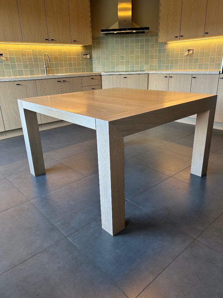 Mooie volle houten tafel, Huis en Inrichting, Tafels | Eettafels, Ophalen, Gebruikt, Vierkant, Vijf personen of meer