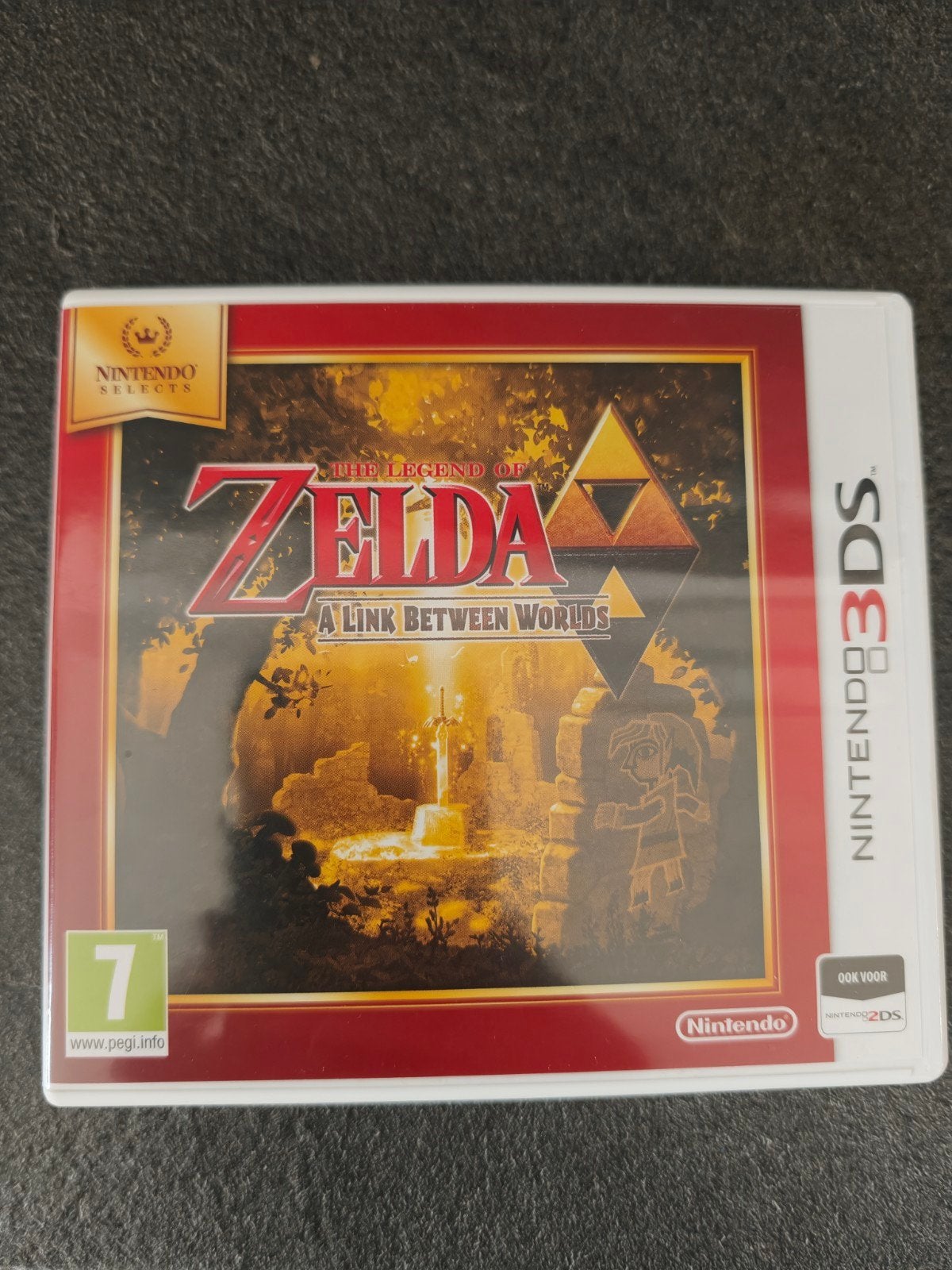 Zelda a link between world, Ophalen of Verzenden