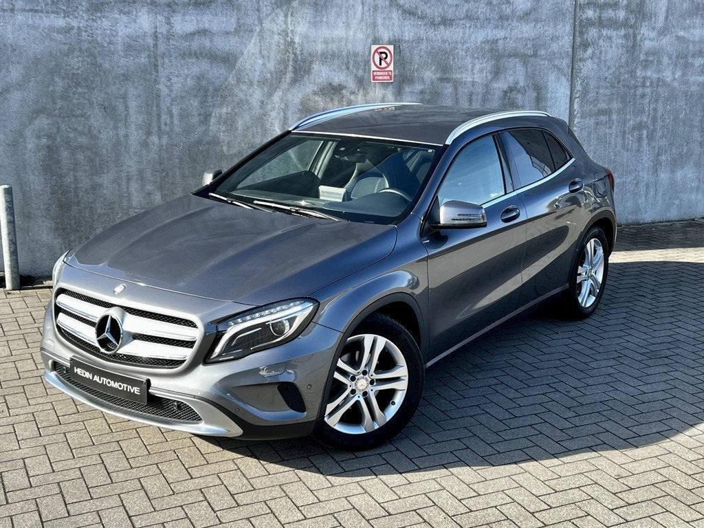 Mercedes-Benz GLA 180 Urban, Argent ou Gris, Euro 6, Entreprise, Boîte manuelle