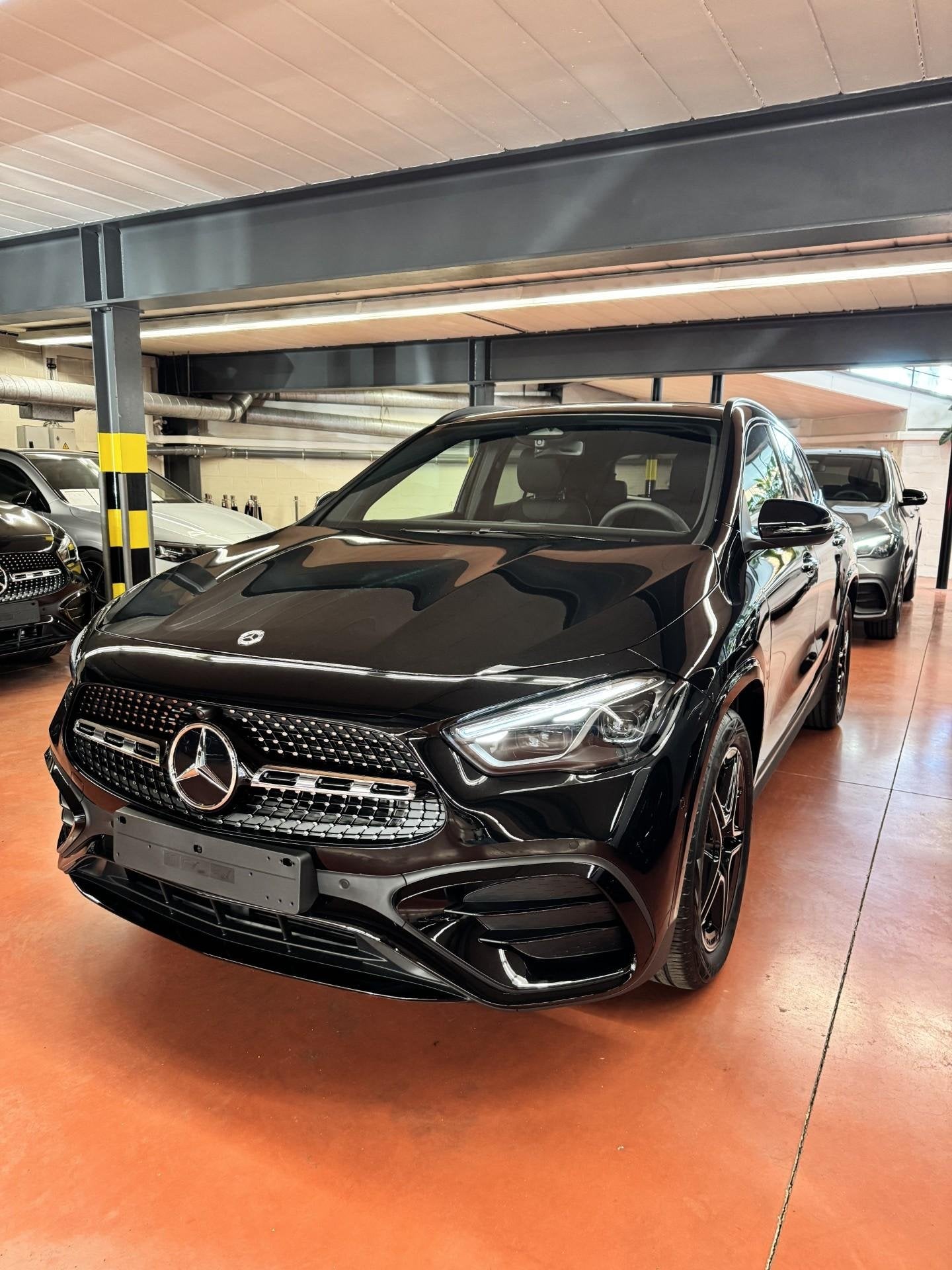 Mercedes-Benz GLA GLA 180 140 Years Edition DOS 9160, Auto's, Stof, Zwart, 4 cilinders, 136 pk