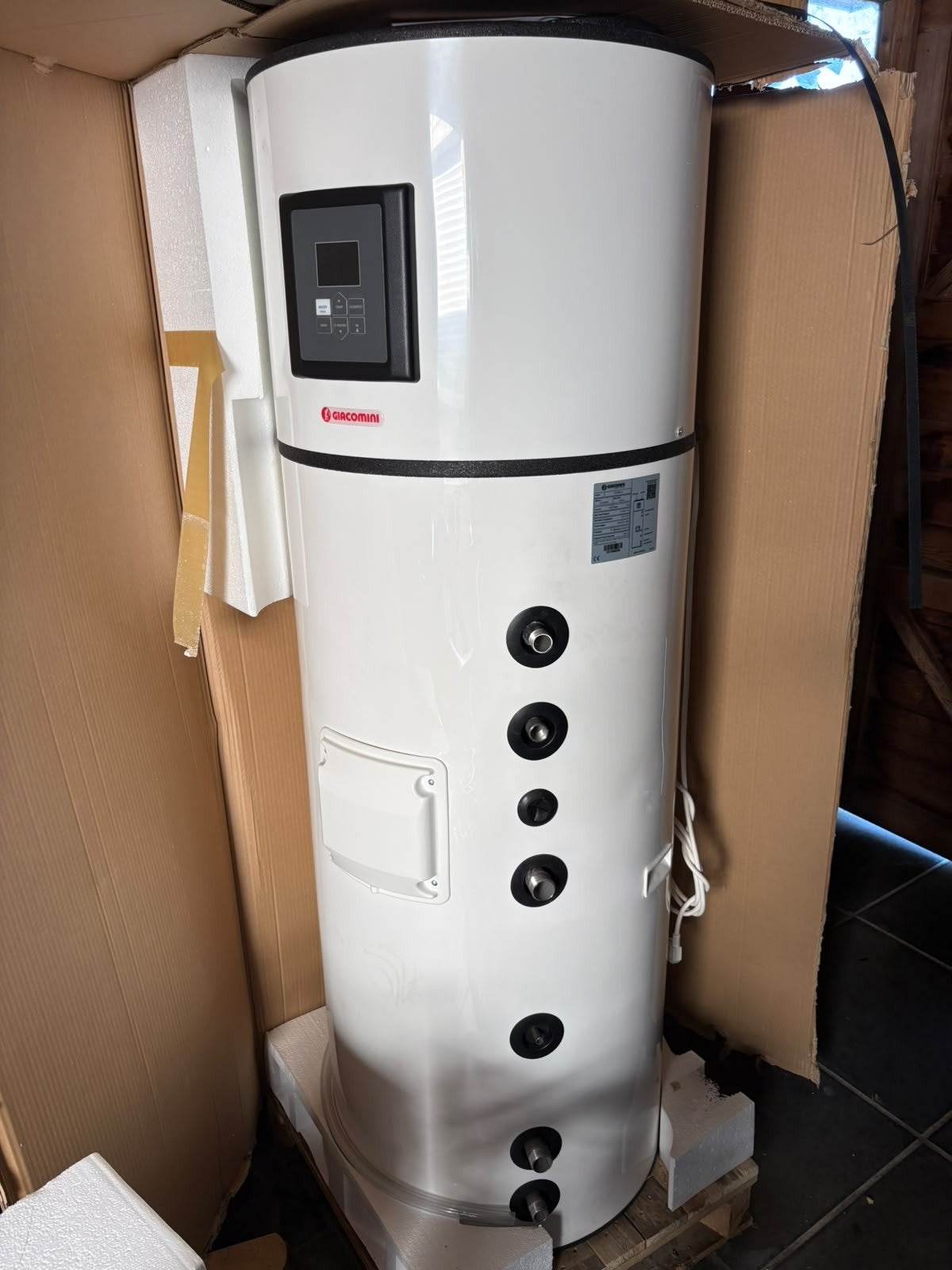warmtepomp boiler giacomini 200L HPWSBE020, Doe-het-zelf en Bouw, 100 liter of meer, Ophalen, Nieuw, Boiler