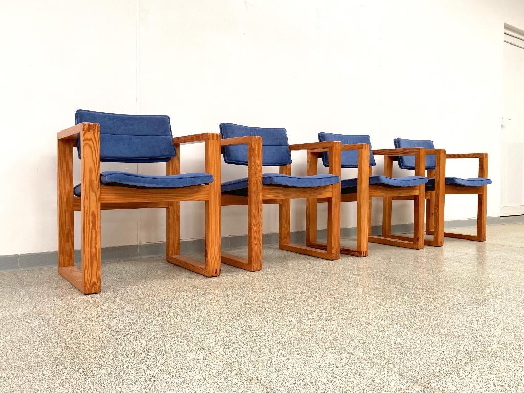 Set van 4 vintage mid-century design eetkamerstoelen, Ophalen, Blauw, Vier, Stof