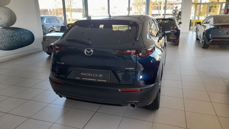Mazda CX-30 5DR WGN 2.0L e-Skyactiv X 186 hp 6AT Homura, Auto's, Stof, Zwart, 4 cilinders, Blauw