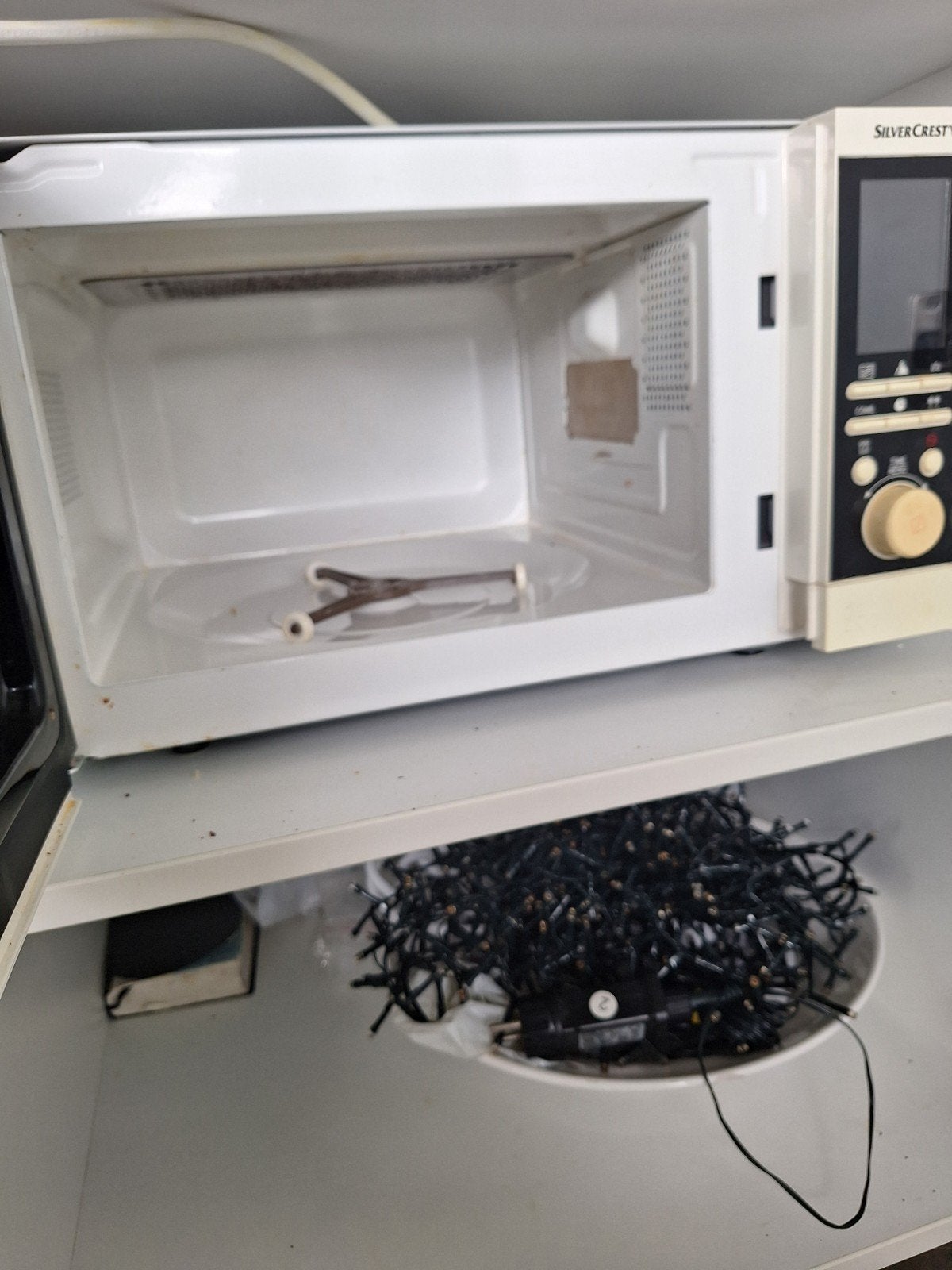 Microgolf, Elektronische apparatuur, Microgolfovens, Ophalen, Gebruikt