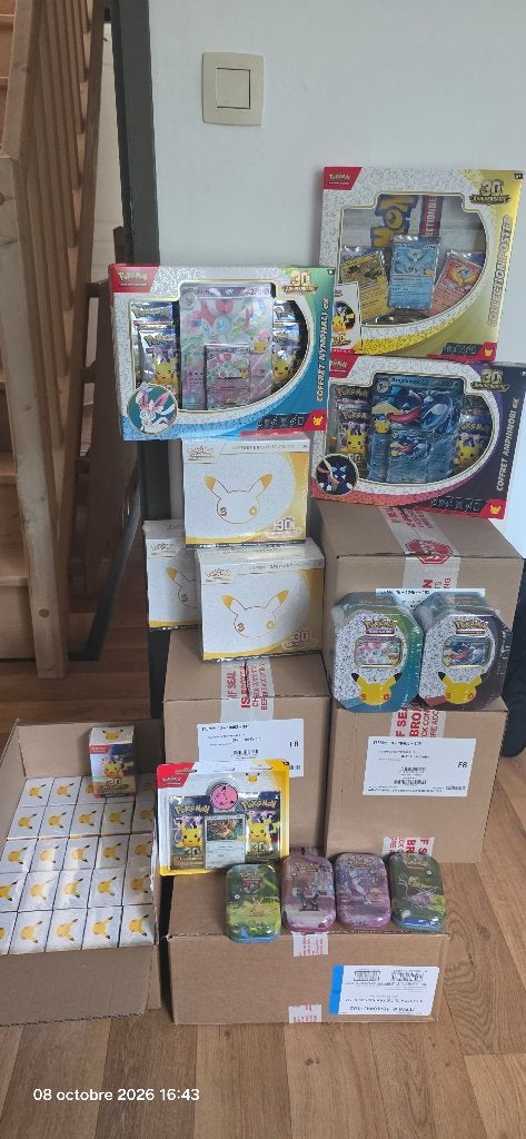 Lot Pokémon 30ans Fr bien scellé, Enlèvement, Neuf, Autres types