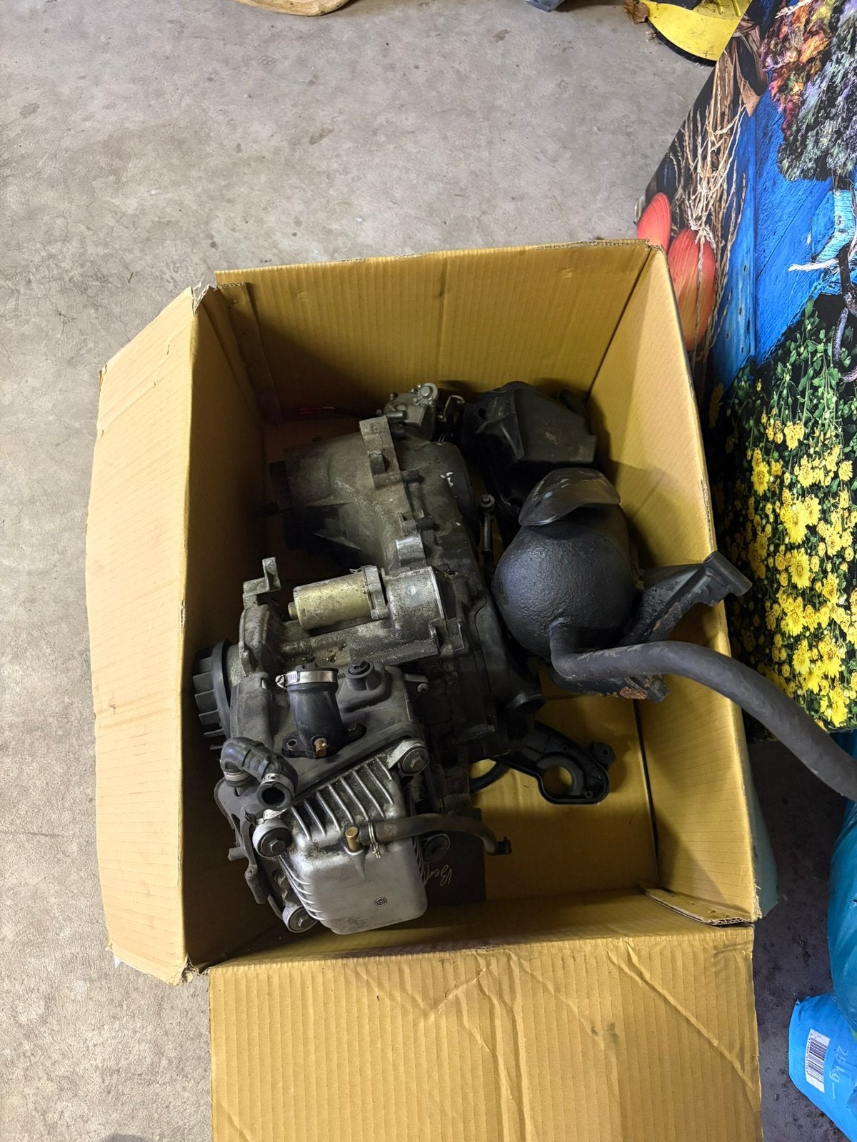 Piaggio zip blok 50cc 4t carburateur, Fietsen en Brommers, Brommeronderdelen | Algemeen, Ophalen, Zo goed als nieuw, Blok