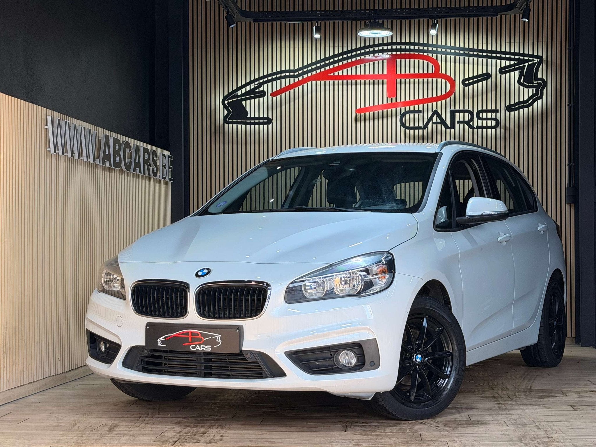 BMW 2 Serie 216 I * Active Tourer * GARANTIE 12 MOIS * 1er p, Autos, Cuir, 75 kW, Achat, Anti démarrage